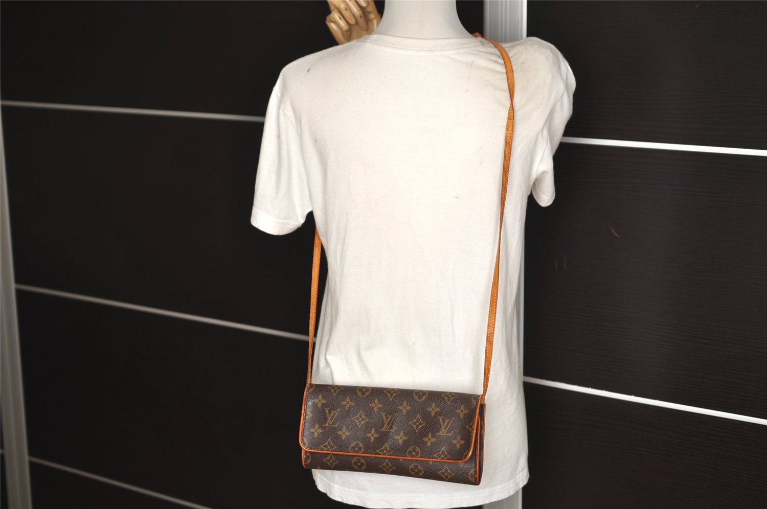 Authentic Louis Vuitton Monogram Pochette Twin GM Shoulder Bag M51852 LV 6122J