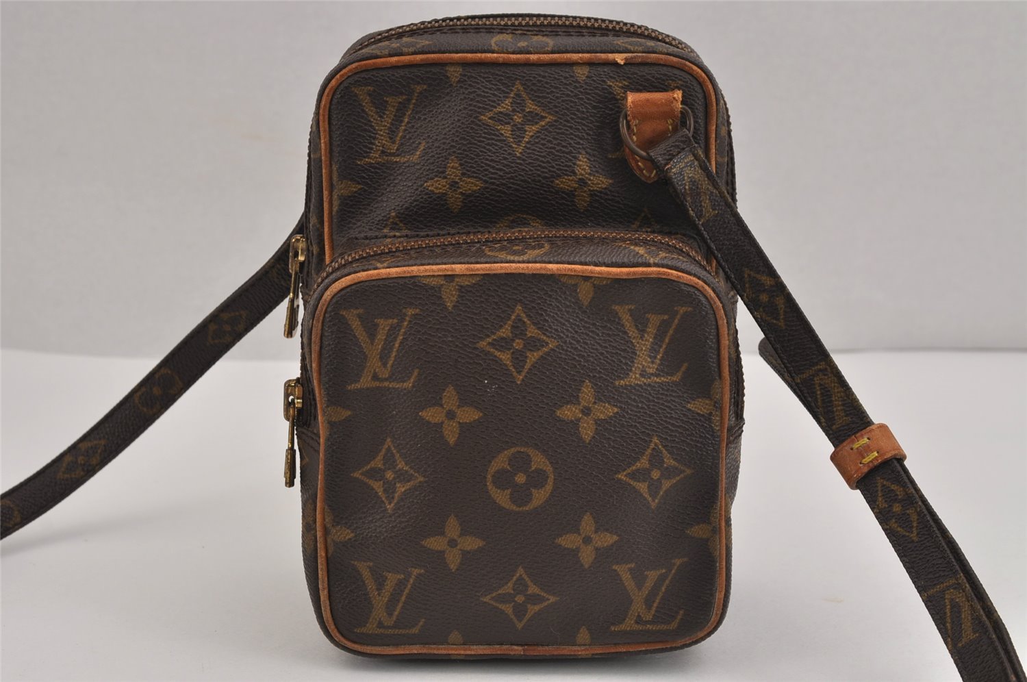 Authentic Louis Vuitton Monogram Mini Amazone Shoulder Cross Bag M45238 LV 6123J