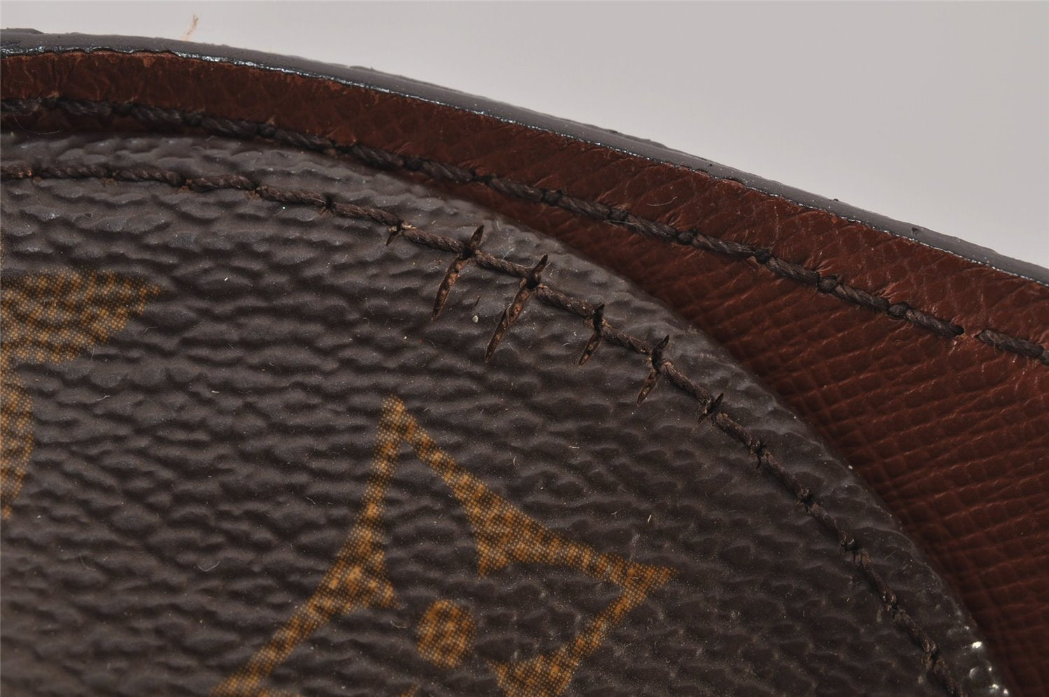 Authentic Louis Vuitton Monogram Saint Cloud GM M51242 Shoulder Cross Bag 6124J