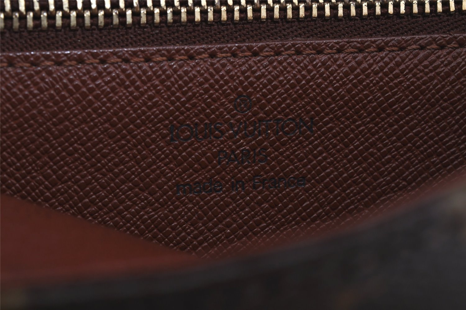 Authentic Louis Vuitton Monogram Saint Cloud GM M51242 Shoulder Cross Bag 6124J