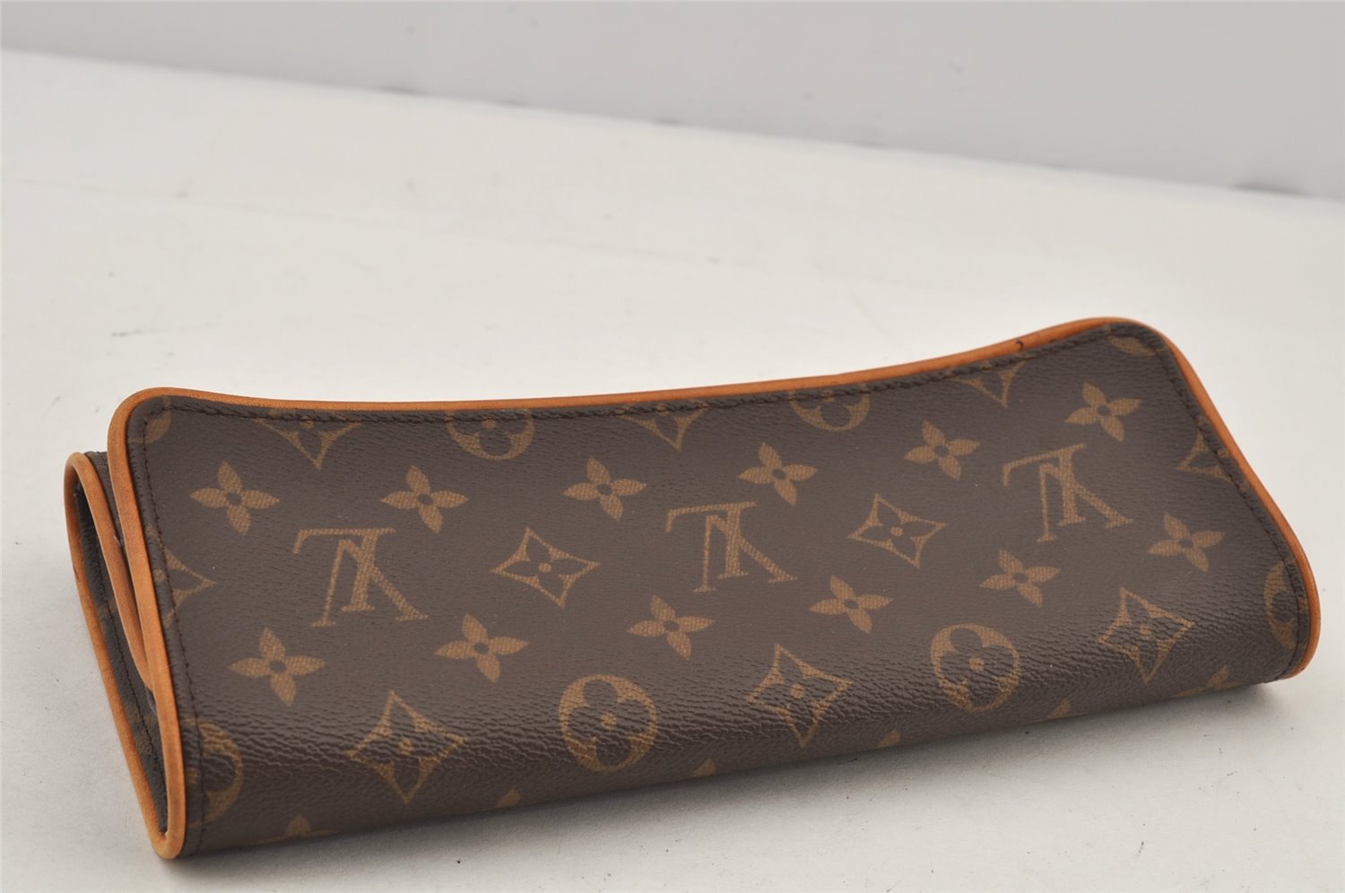 Authentic Louis Vuitton Monogram Pochette Twin GM Shoulder Bag M51852 LV 6126J