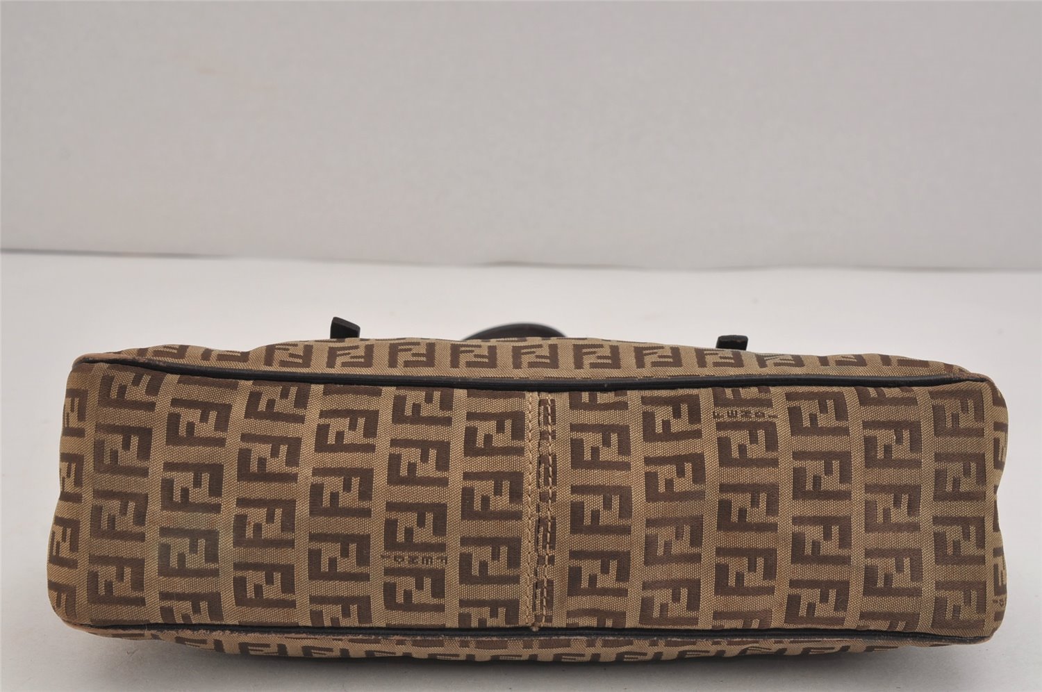 Authentic FENDI Vintage Zucchino Hand Bag Purse Canvas Leather Brown 6131J