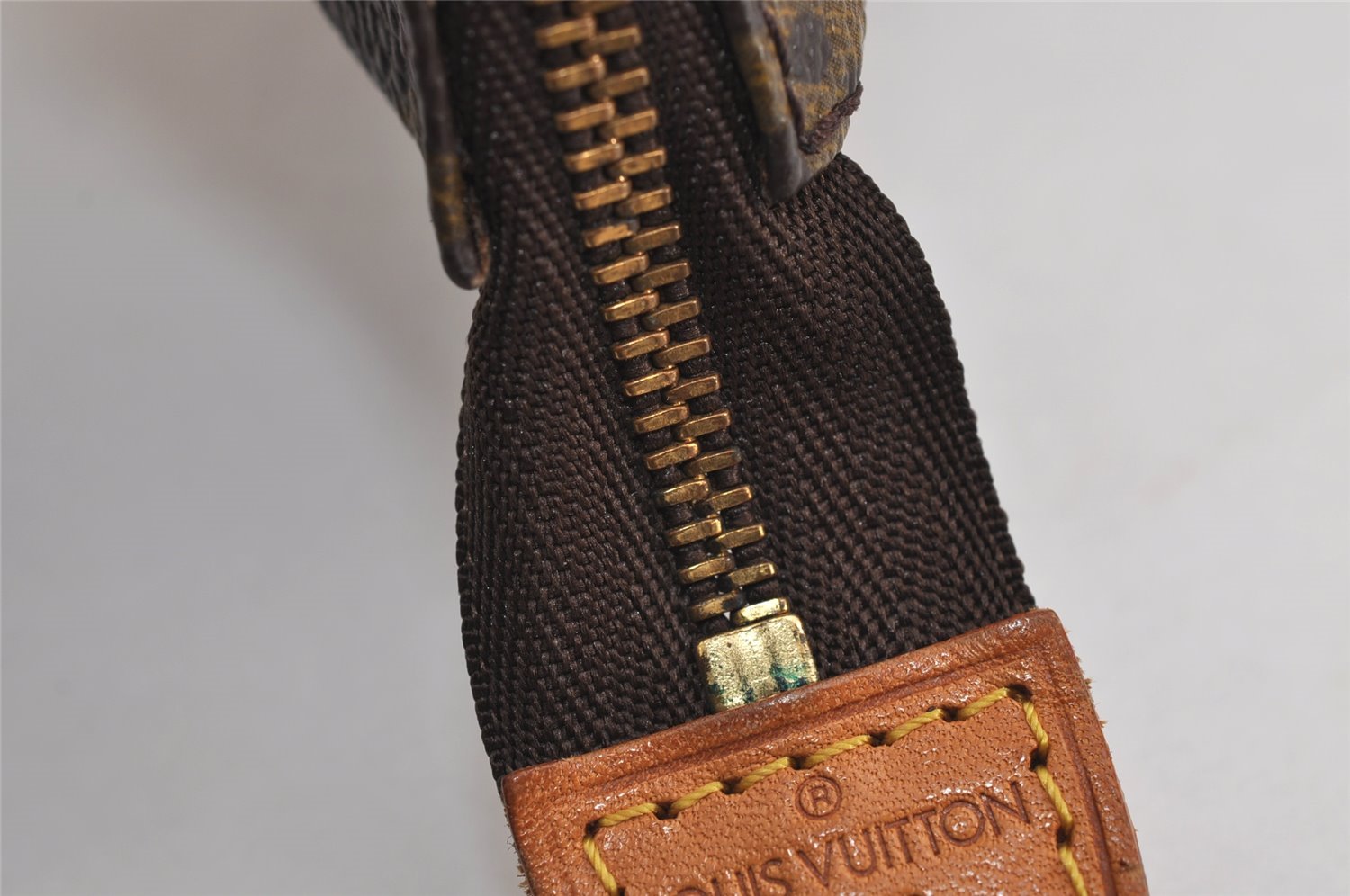 Authentic Louis Vuitton Monogram Pochette Accessoires Pouch M51980 LV 6132J