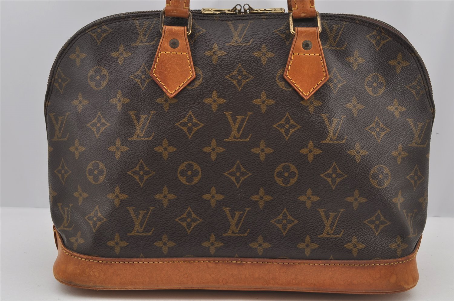 Authentic Louis Vuitton Monogram Alma Hand Bag Purse M51130 LV 6135J