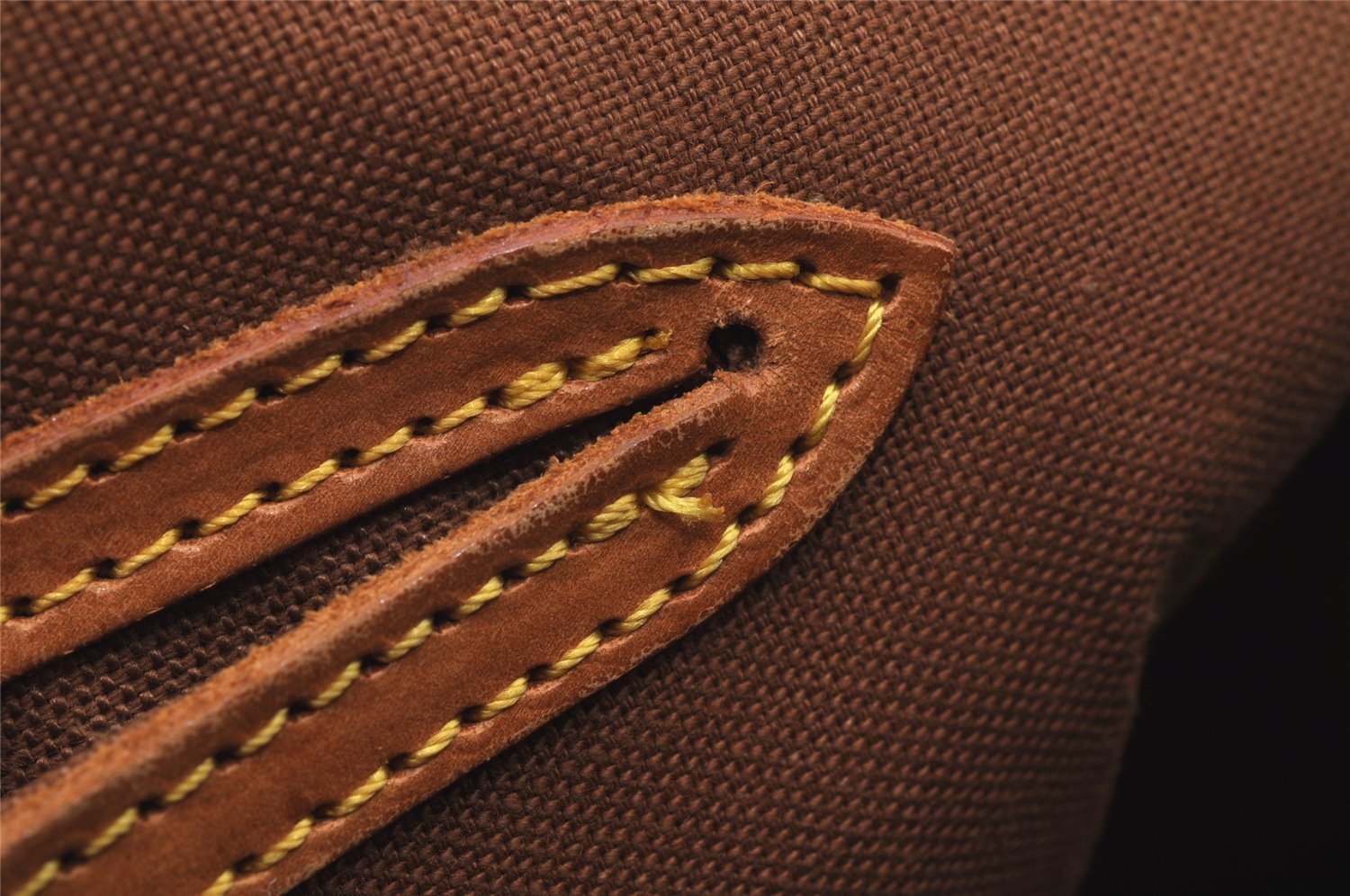 Authentic Louis Vuitton Monogram Alma Hand Bag Purse M51130 LV 6135J