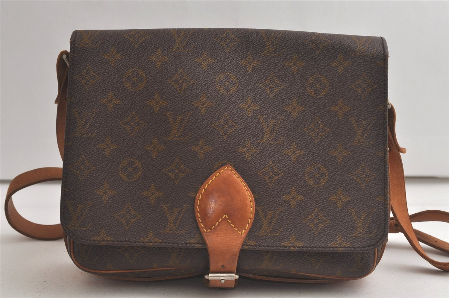 Authentic Louis Vuitton Monogram Cartouchiere GM Shoulder Bag Old Model 6137K