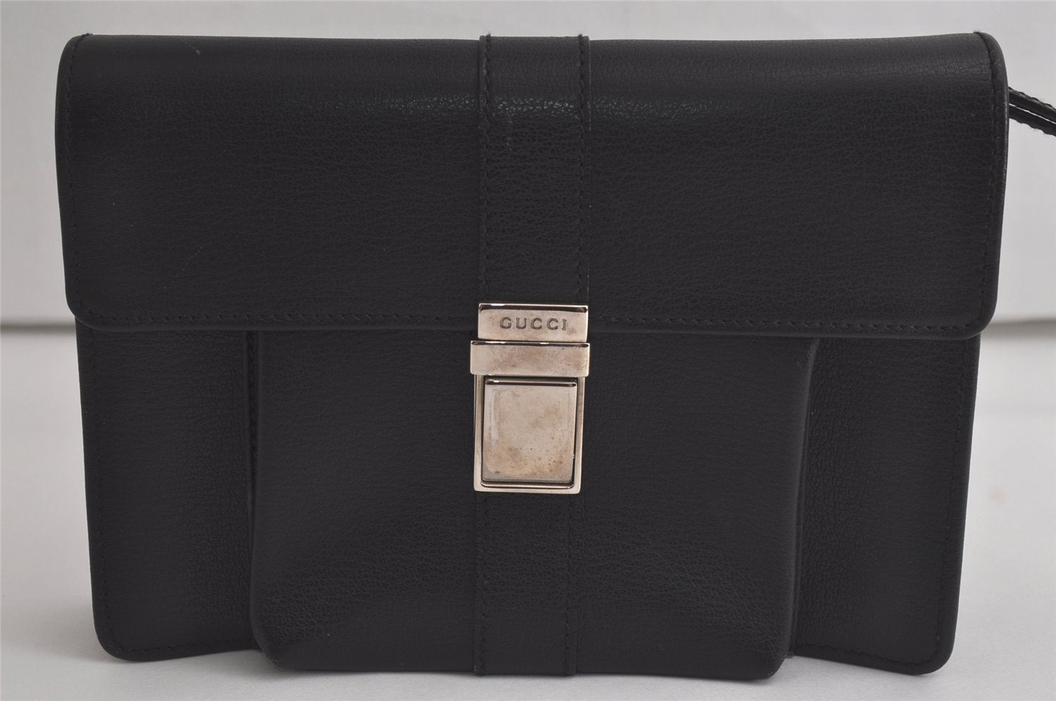 Authentic GUCCI Vintage Clutch Hand Bag Purse Leather Black 6141K