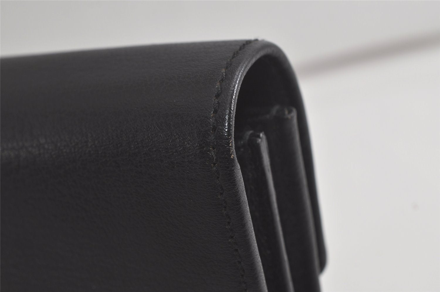 Authentic GUCCI Vintage Clutch Hand Bag Purse Leather Black 6141K