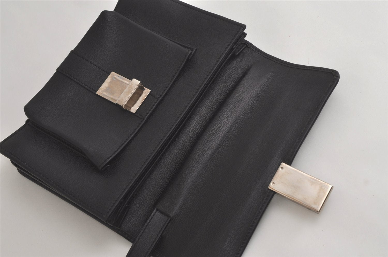 Authentic GUCCI Vintage Clutch Hand Bag Purse Leather Black 6141K