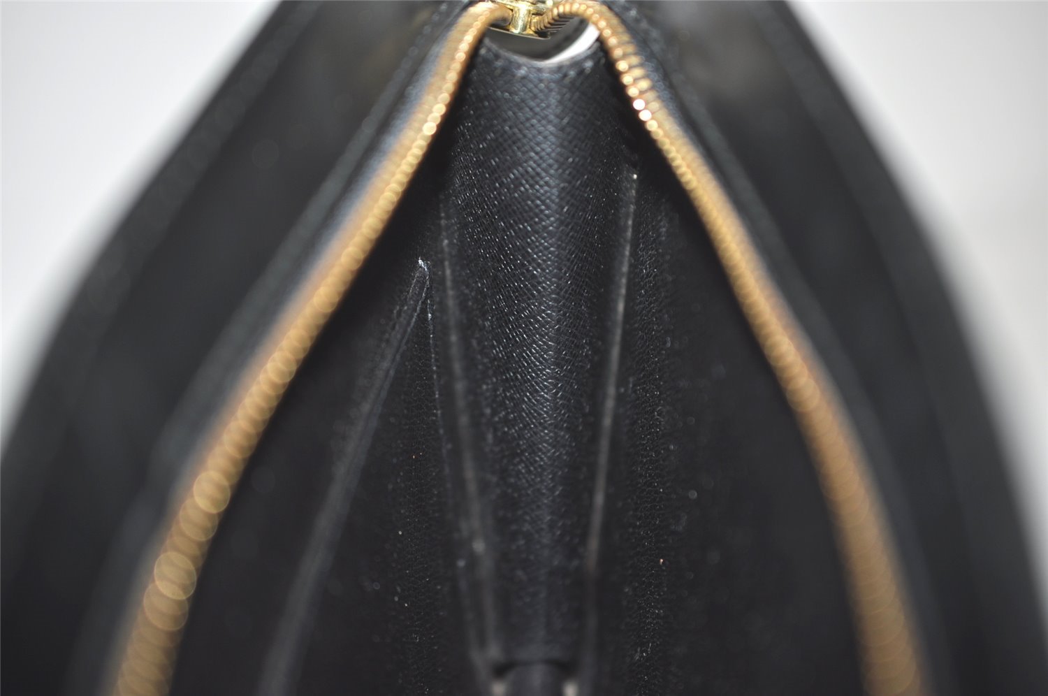 Authentic Louis Vuitton Epi Pochette Homme Clutch Hand Bag Black M52522 LV 6146I