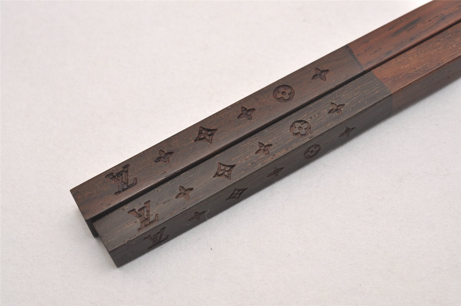 Authentic Louis Vuitton Monogram Chopsticks Japan 25th Limited M99171 Box 6146J