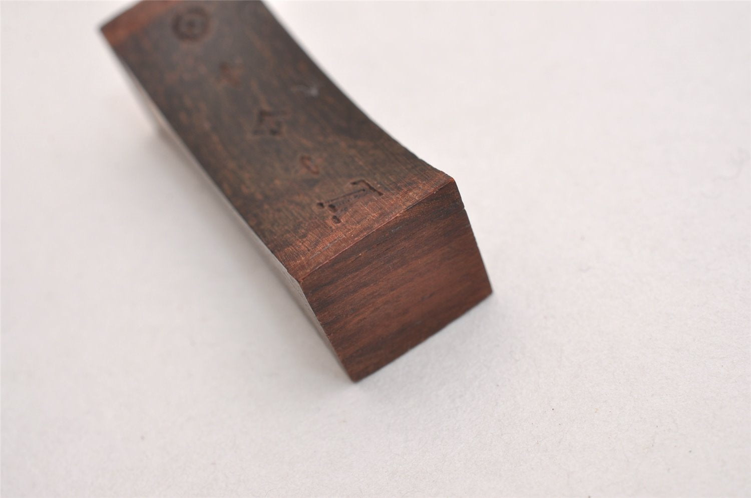 Authentic Louis Vuitton Monogram Chopsticks Japan 25th Limited M99171 Box 6146J