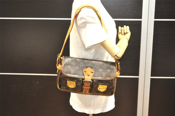 Authentic Louis Vuitton Monogram Hudson PM Shoulder Bag Purse M40027 LV 6159I