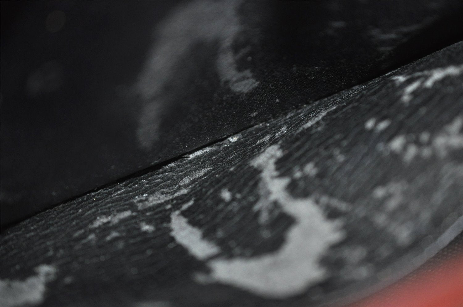 Authentic Louis Vuitton Epi Sac Triangle Hand Bag Red M52097 LV 6161I