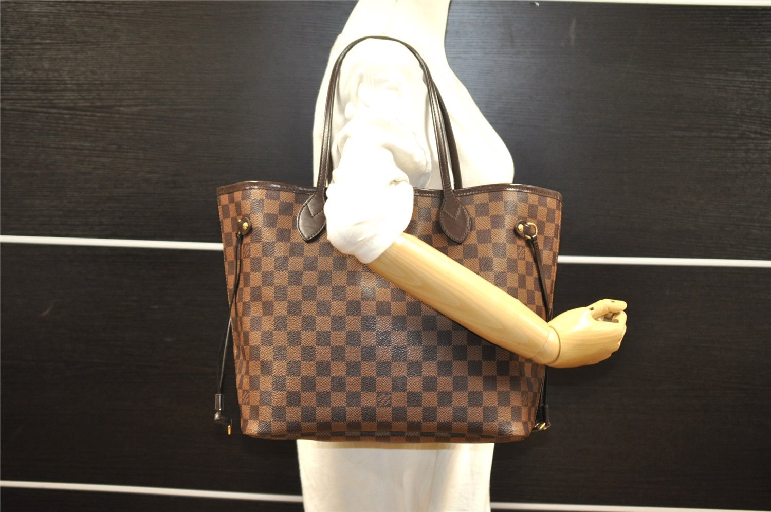 Authentic Louis Vuitton Damier Neverfull MM Shoulder Tote Bag N51105 LV 6168I