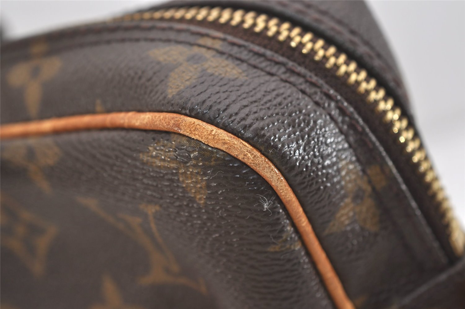 Authentic Louis Vuitton Monogram Danube Shoulder Cross Bag M45266 Junk 6170J