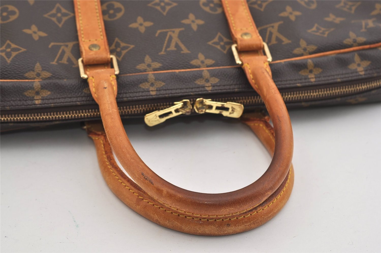 Authentic Louis Vuitton Monogram Porte Documents Voyage M53361 Briefcase 6172J