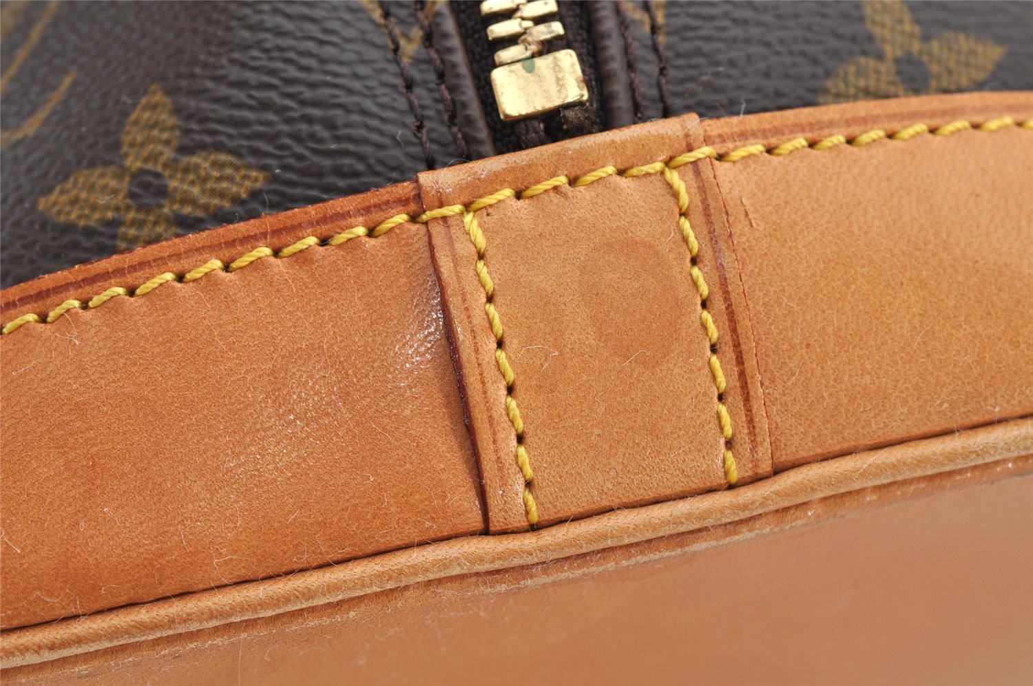 Authentic Louis Vuitton Monogram Alma Hand Bag Purse M51130 LV 6174I