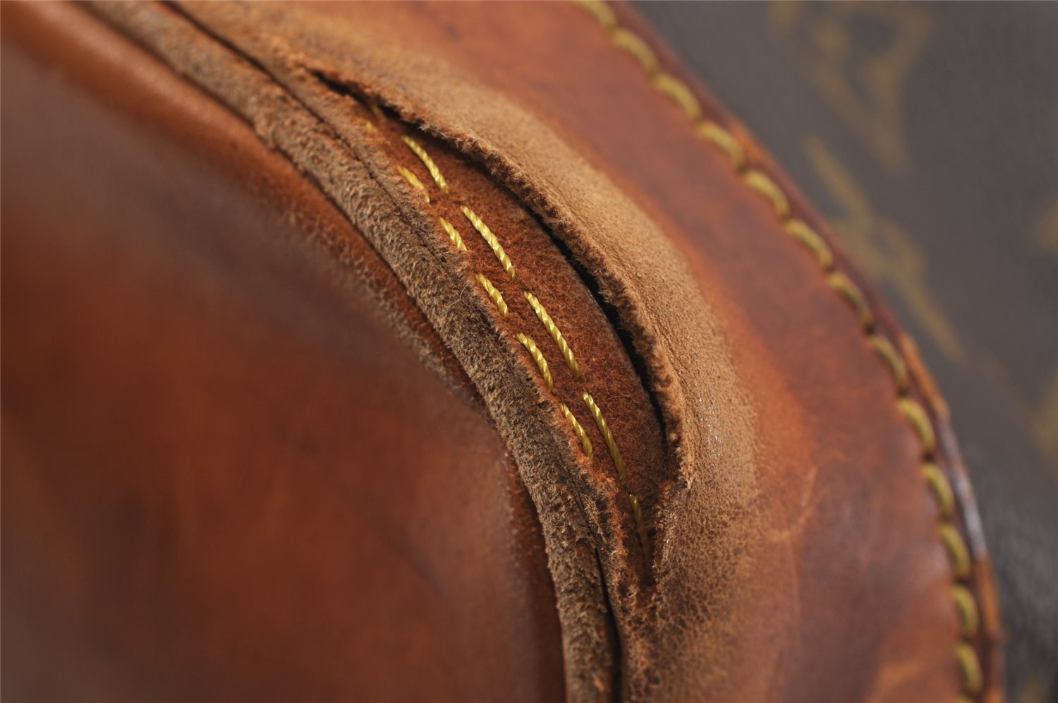 Authentic Louis Vuitton Monogram Alma Hand Bag Purse M51130 LV 6174J