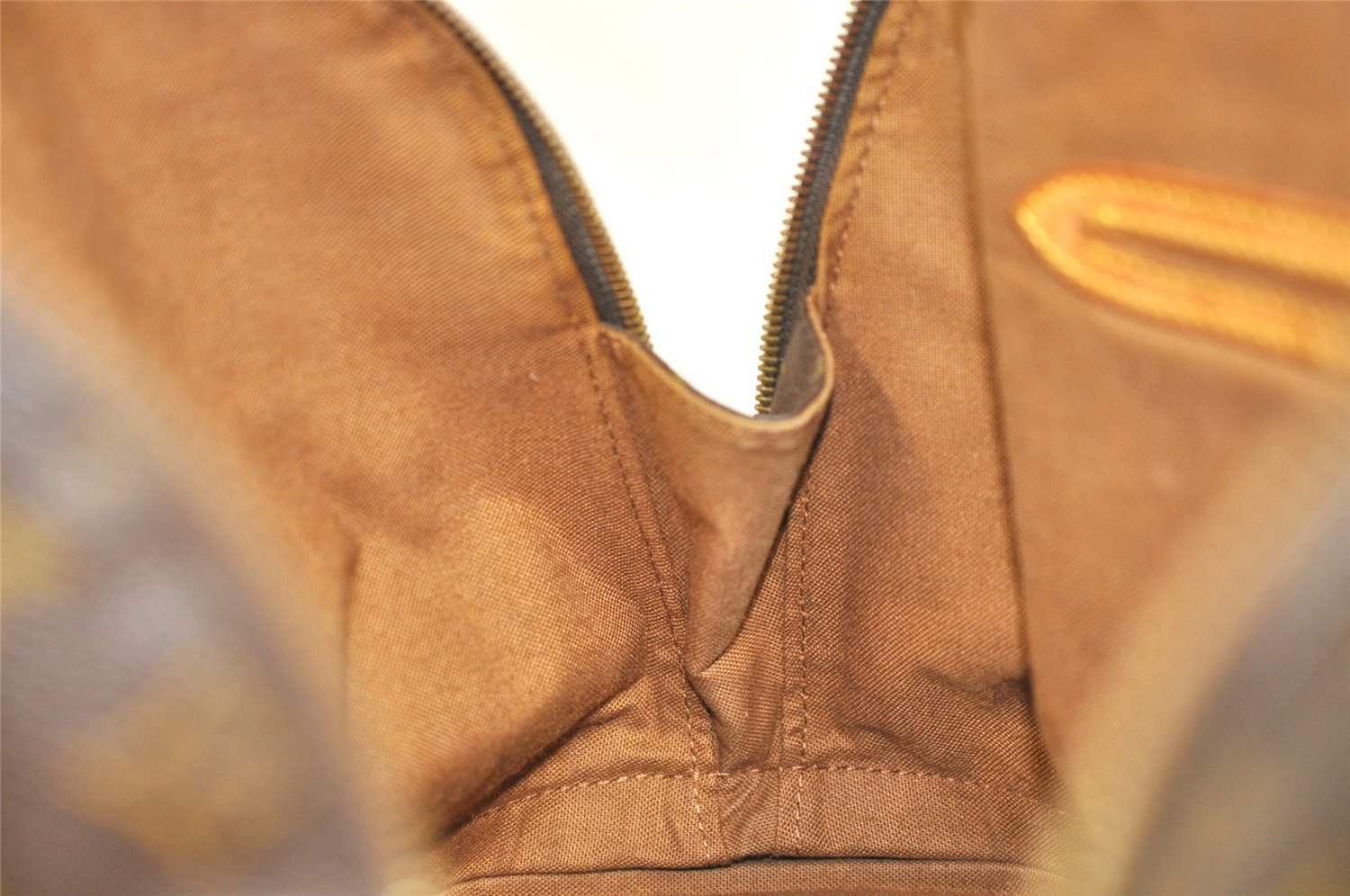 Authentic Louis Vuitton Monogram Alma Hand Bag Purse M51130 LV 6174J