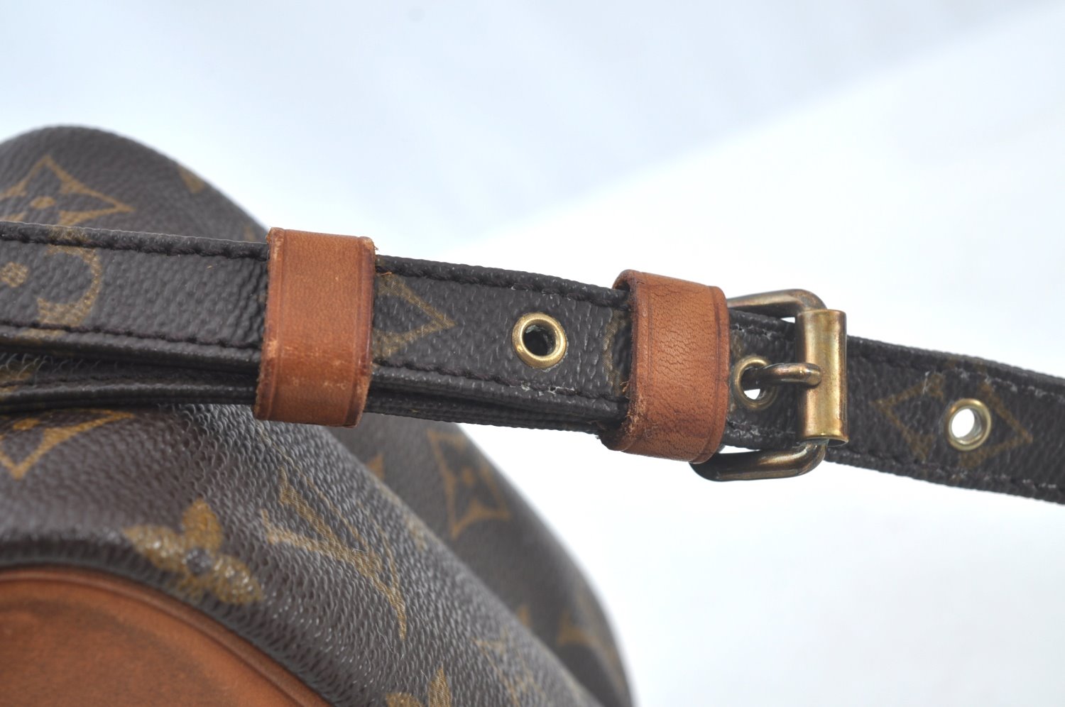 Authentic Louis Vuitton Monogram Amazone Shoulder Cross Body Bag M45236 LV 6179I