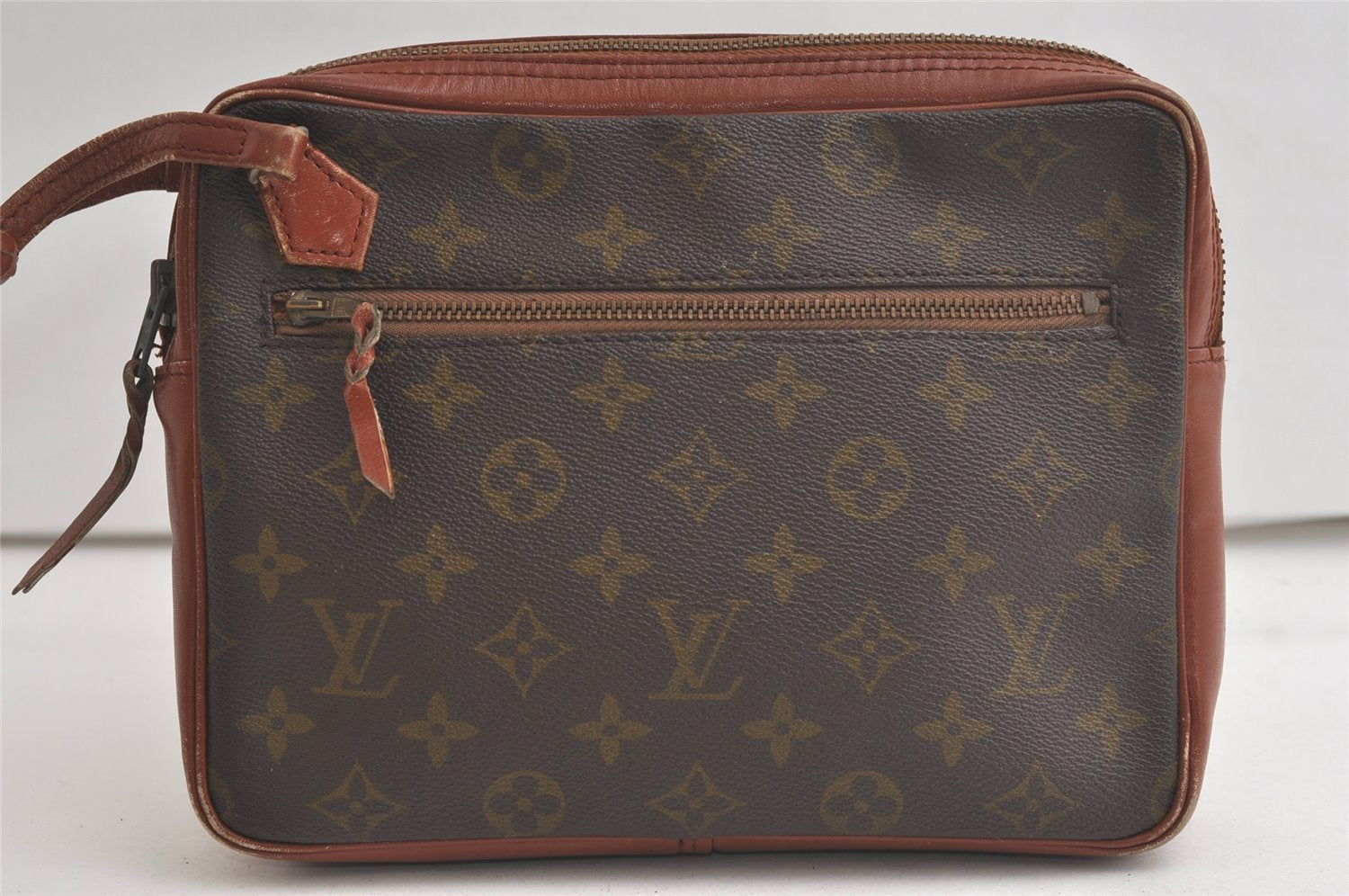 Authentic Louis Vuitton Monogram Pochette Sport Clutch Hand Bag Old Model 6180K