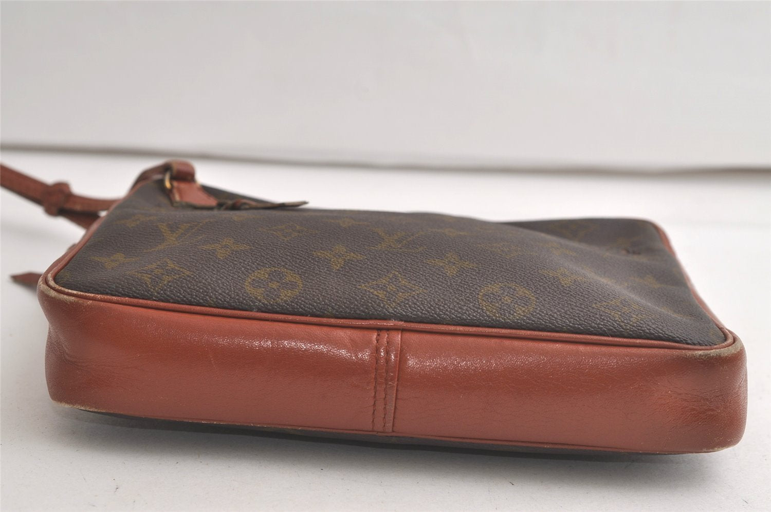 Authentic Louis Vuitton Monogram Pochette Sport Clutch Hand Bag Old Model 6180K