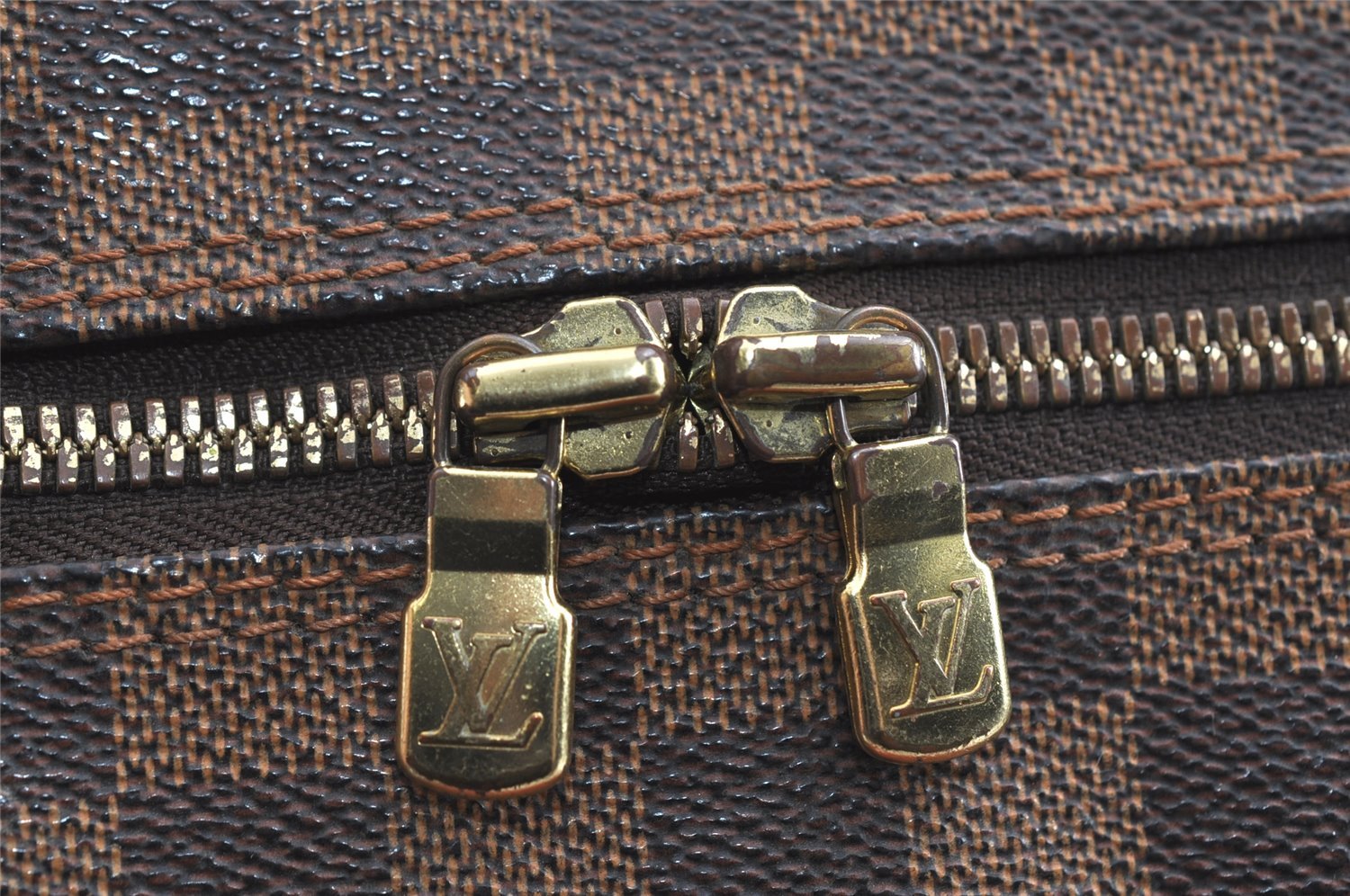 Authentic Louis Vuitton Damier Naviglio Shoulder Cross Body Bag N45255 LV 6181I