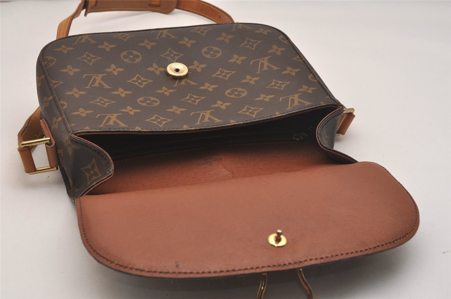 Authentic Louis Vuitton Monogram Saint Cloud GM M51242 Shoulder Cross Bag 6183J