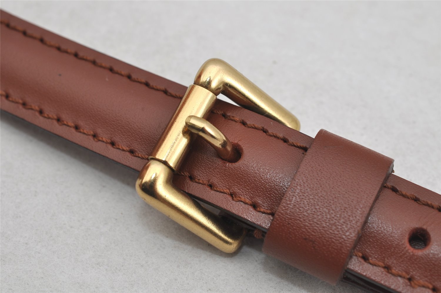 Authentic Louis Vuitton Leather Shoulder Strap Brown 40.9-48