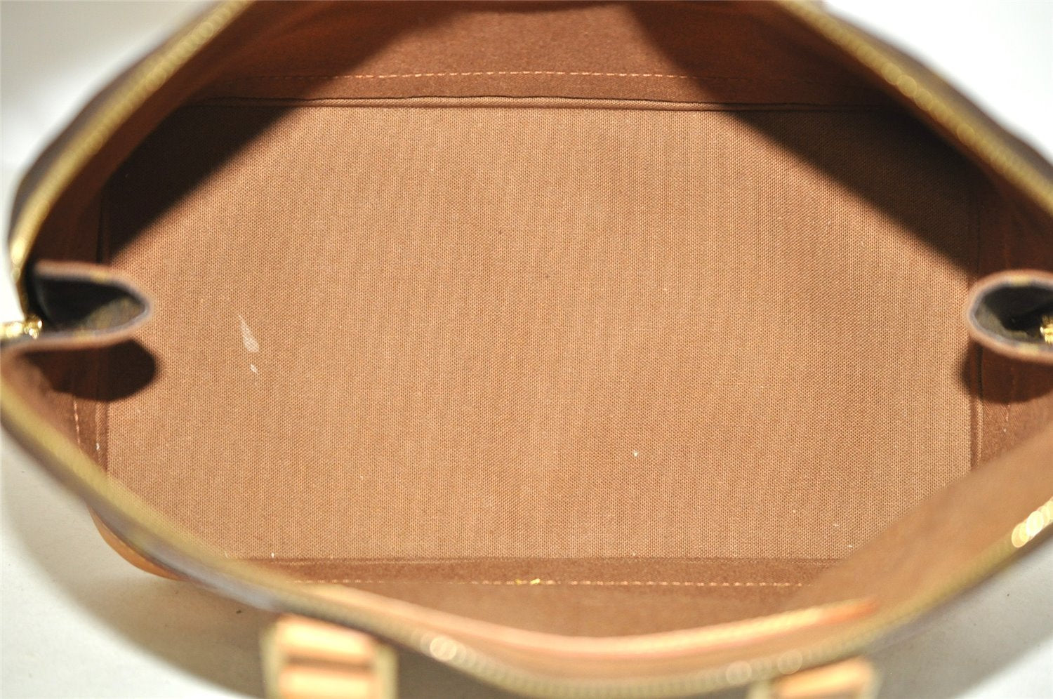 Authentic Louis Vuitton Monogram Alma Hand Bag Purse M51130 LV 6186I