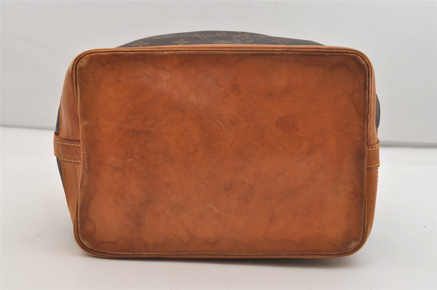 Authentic Louis Vuitton Monogram Noe Shoulder Drawstring Bag M42224 LV 6187J