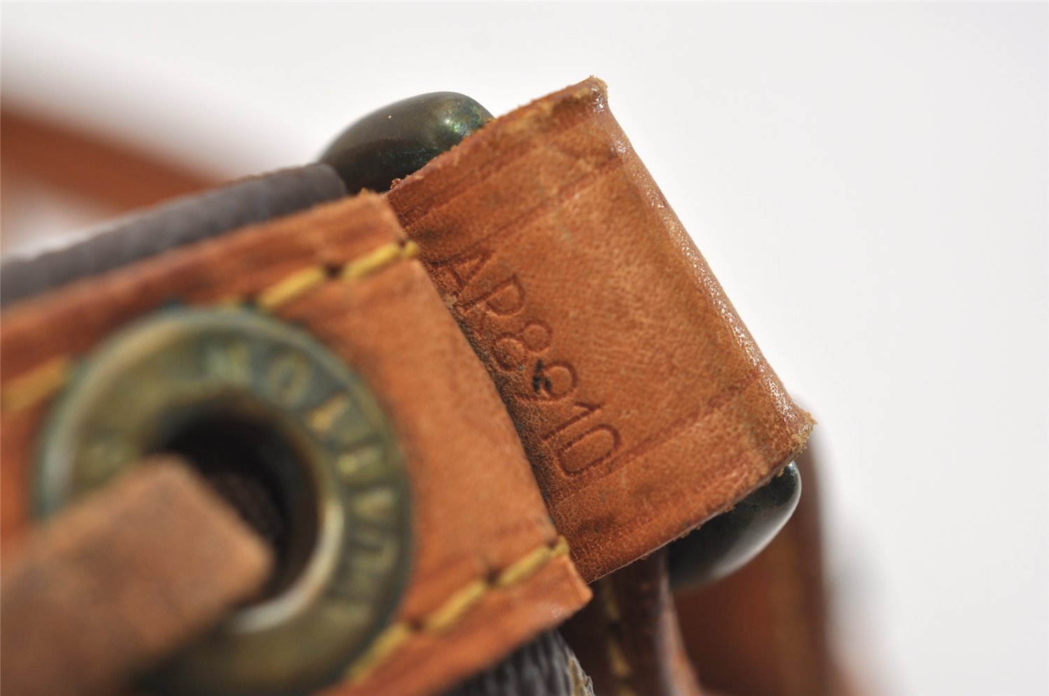 Authentic Louis Vuitton Monogram Noe Shoulder Drawstring Bag M42224 LV 6187J