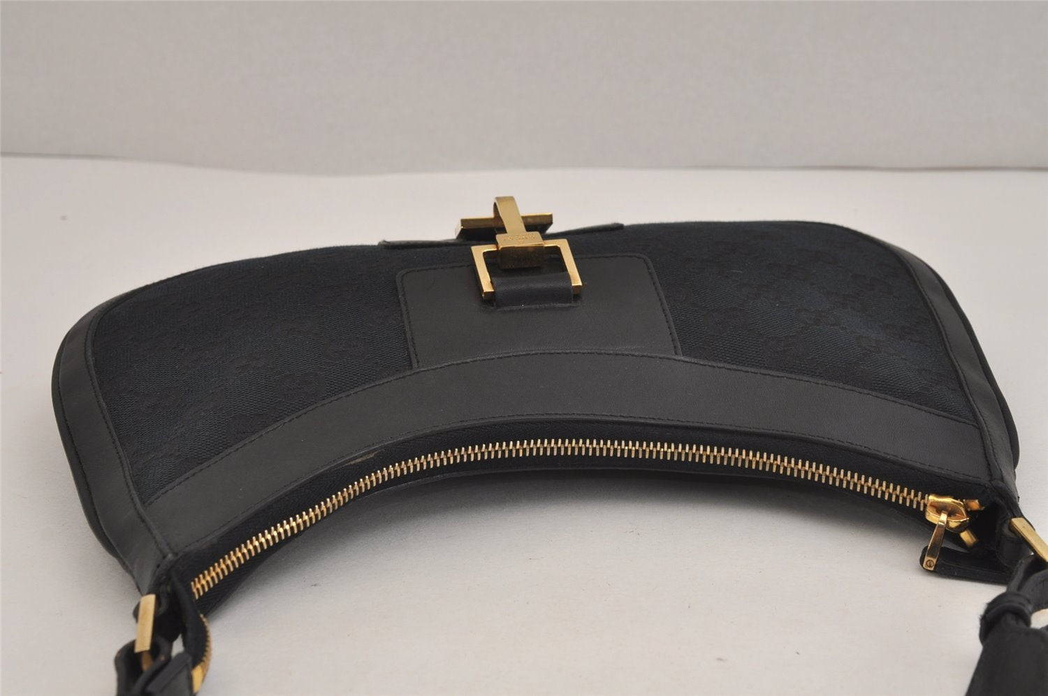 Authentic GUCCI Shoulder Cross Body Bag GG Canvas Leather 0014128 Black 6189J