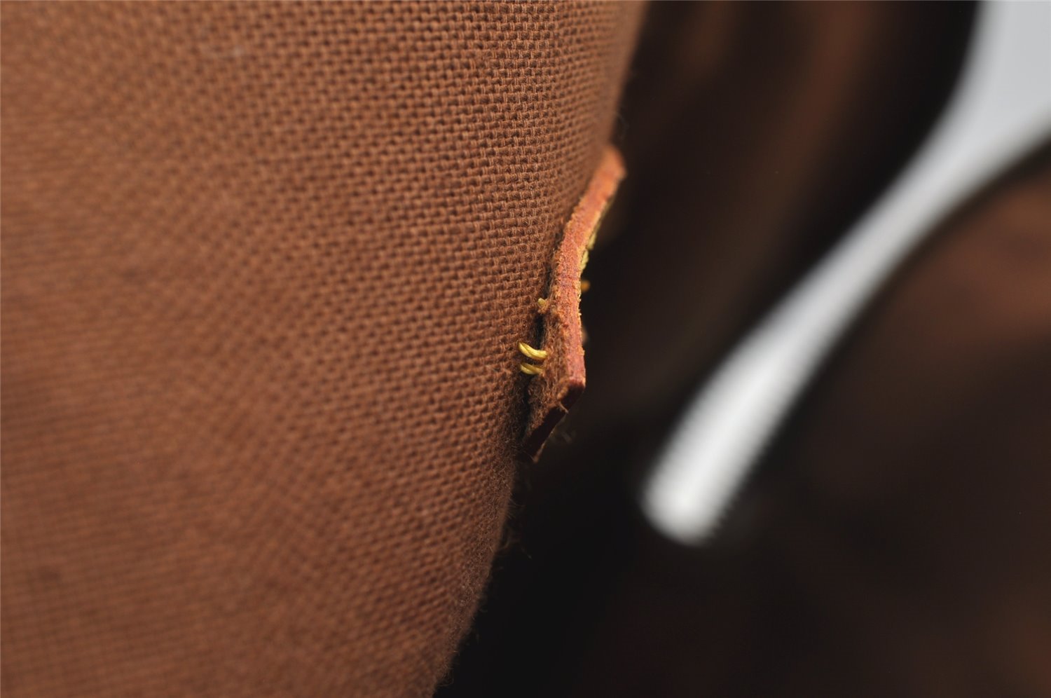 Authentic Louis Vuitton Monogram Alma Hand Bag Purse M51130 LV 6190I