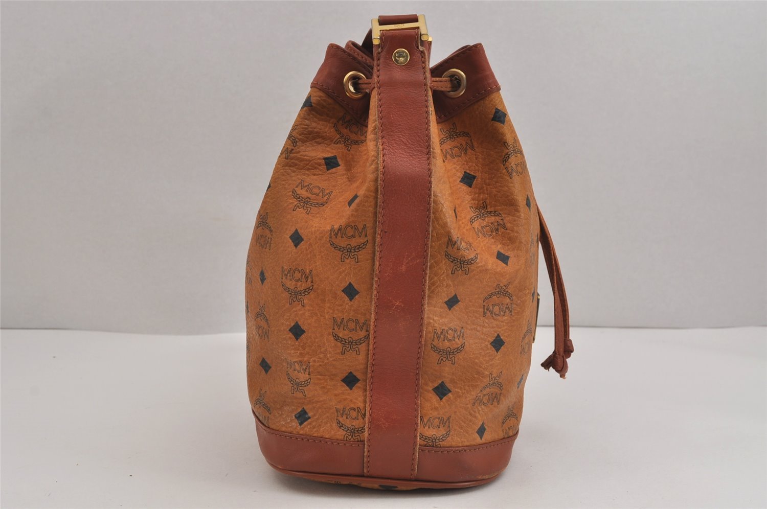 Authentic MCM Visetos Leather Vintage Shoulder Drawstring Bag Purse Brown 6190J
