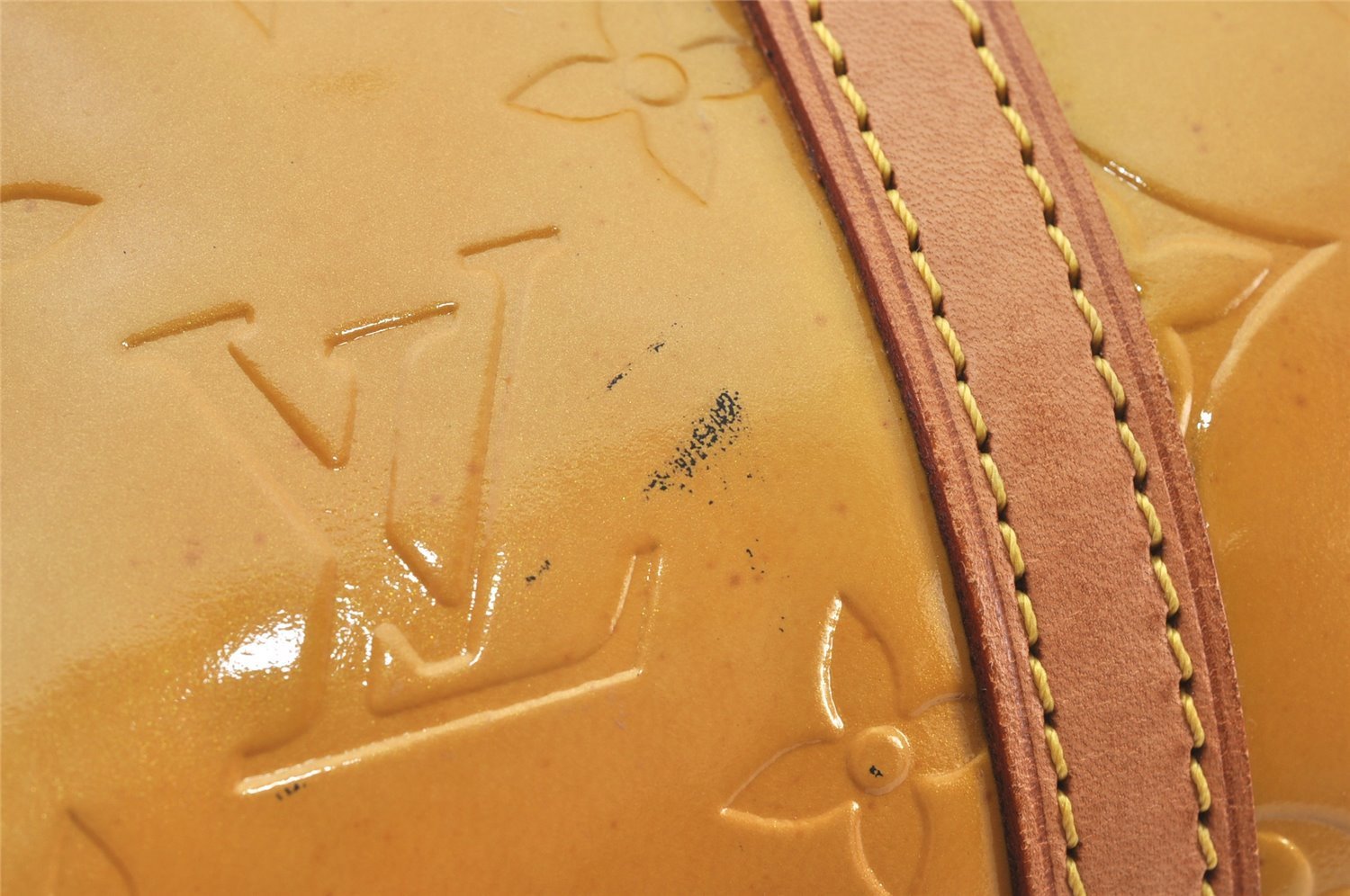 Authentic Louis Vuitton Vernis Bedford Hand Bag Yellow Beige M91006 LV 6190K