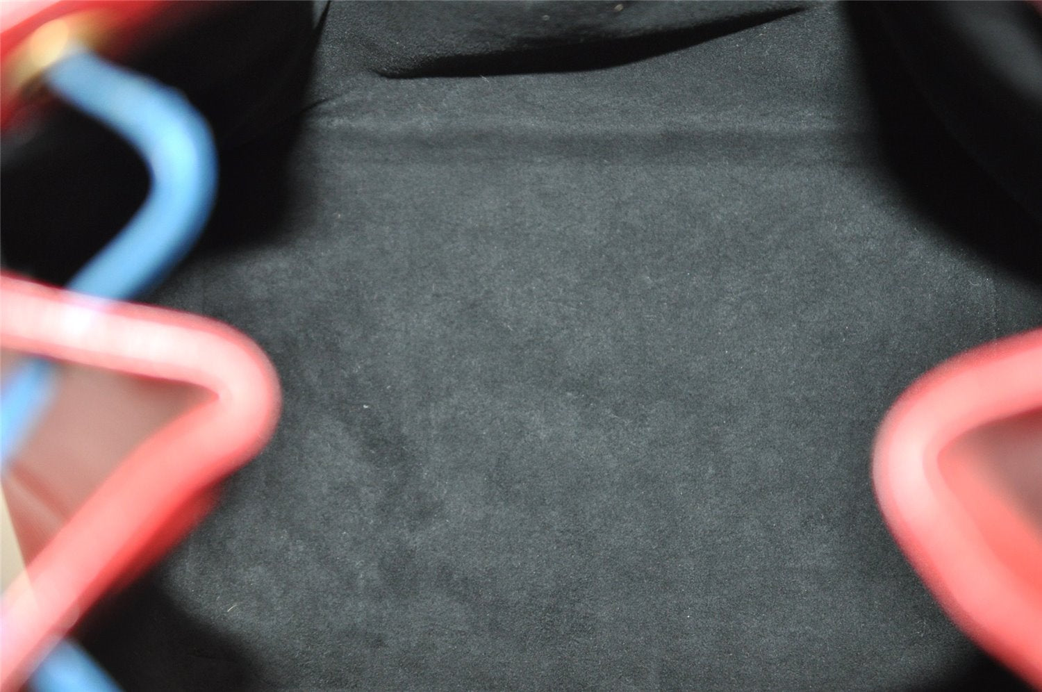 Authentic Louis Vuitton Epi Noe Bi-color Red x Blue M44084 Drawstring Bag 6192I