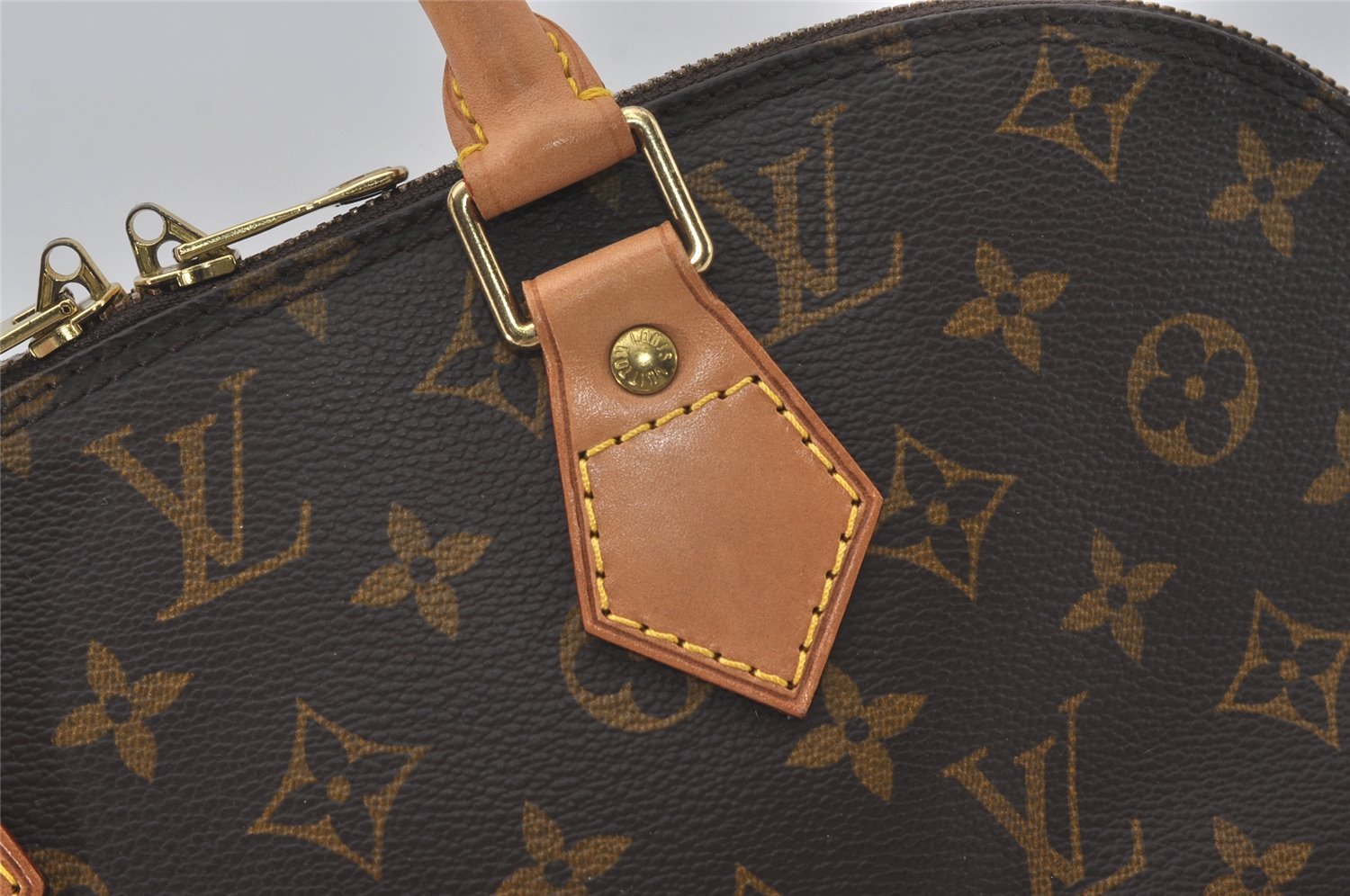 Authentic Louis Vuitton Monogram Alma Hand Bag Purse M51130 LV 6193I