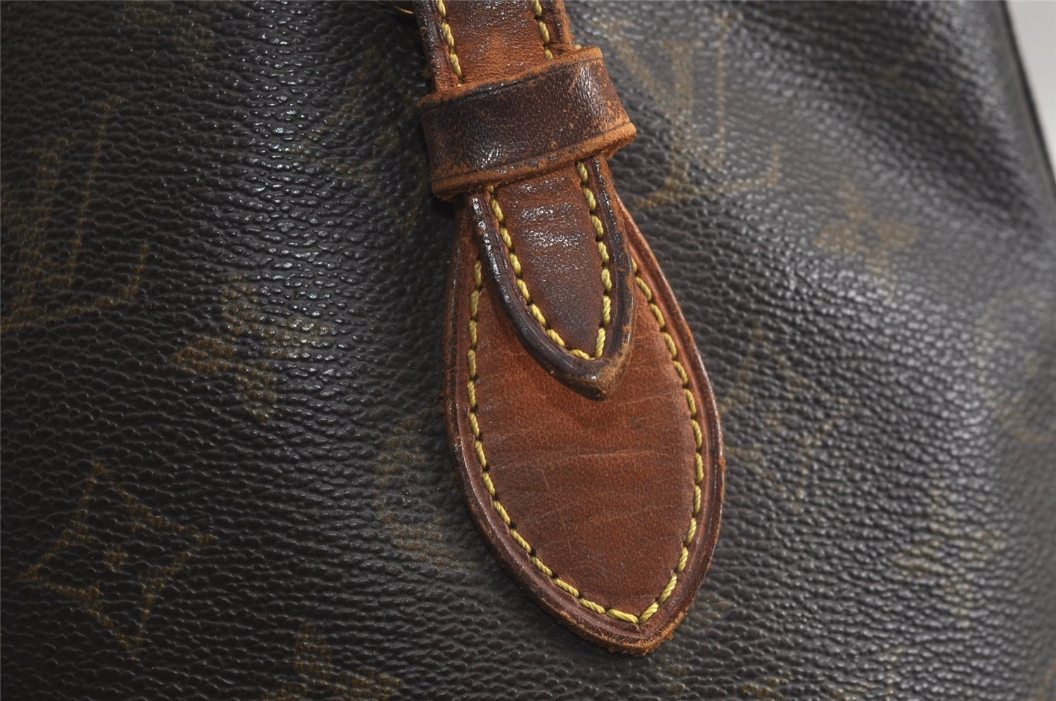 Authentic Louis Vuitton Monogram Bucket PM Shoulder Tote Bag M42238 LV 6195J