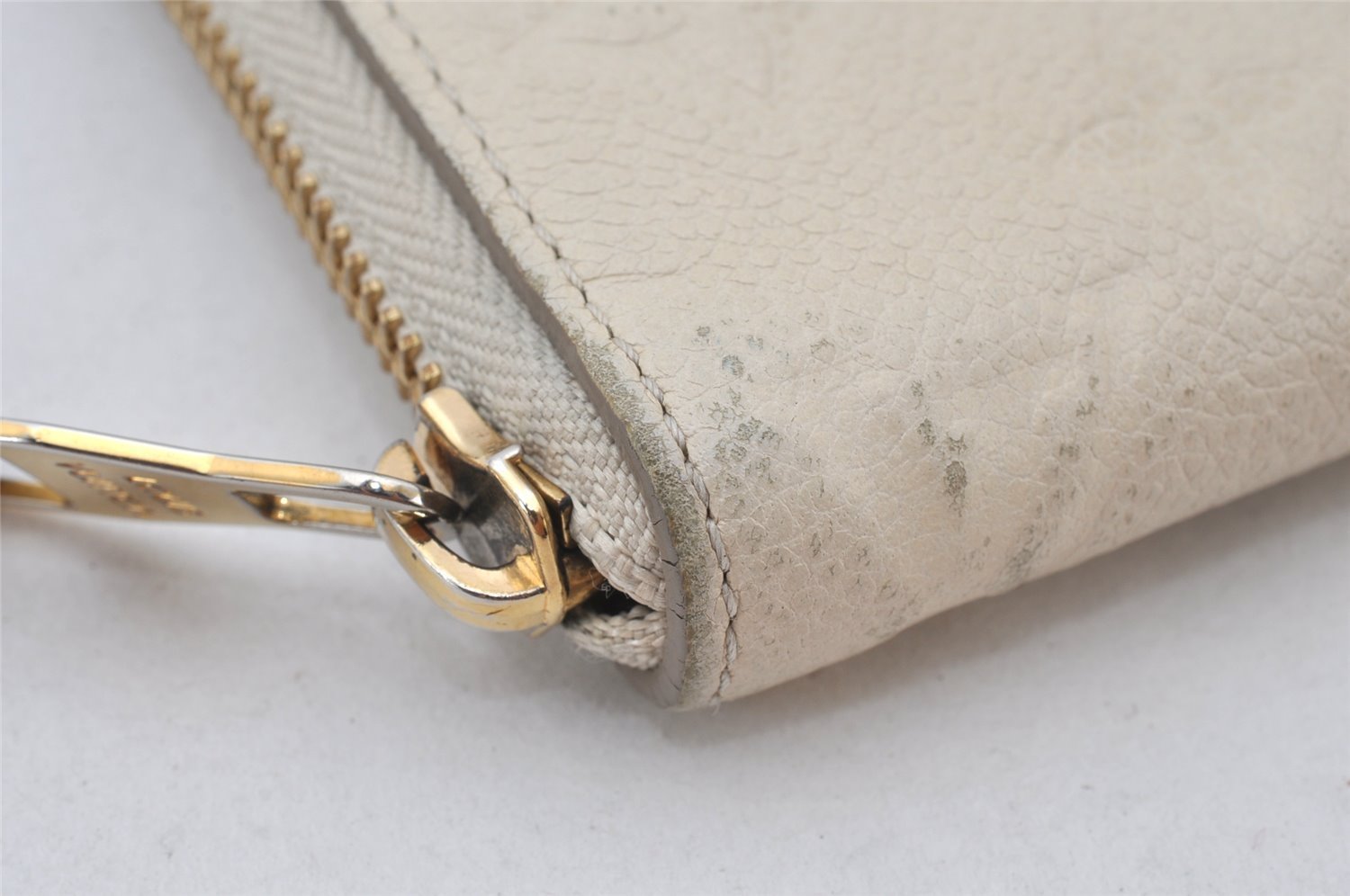 Louis Vuitton Monogram Empreinte Portefeuille Secret Long Wallet White LV 6202K