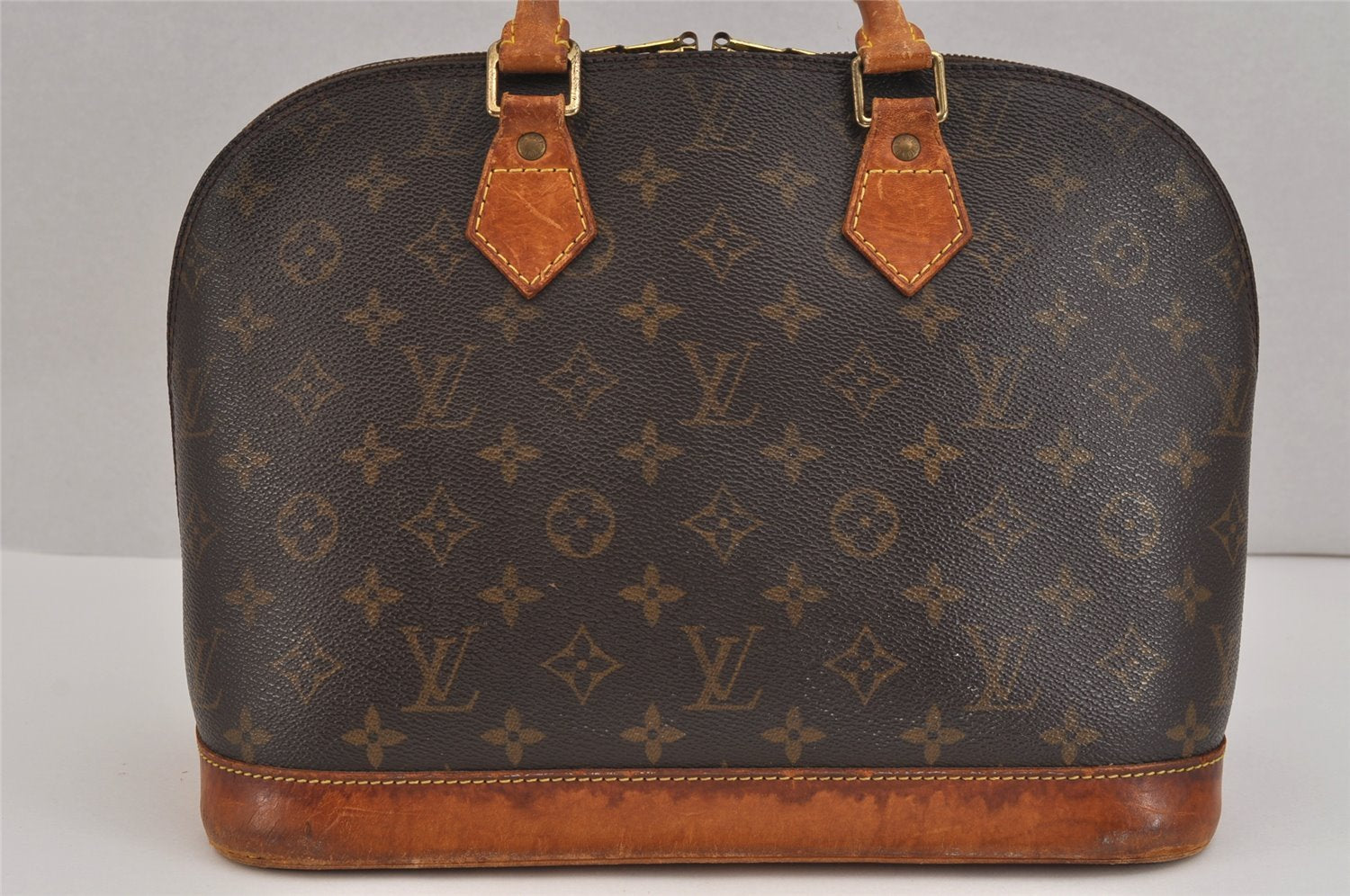 Authentic Louis Vuitton Monogram Alma Hand Bag Purse M51130 LV 6208J