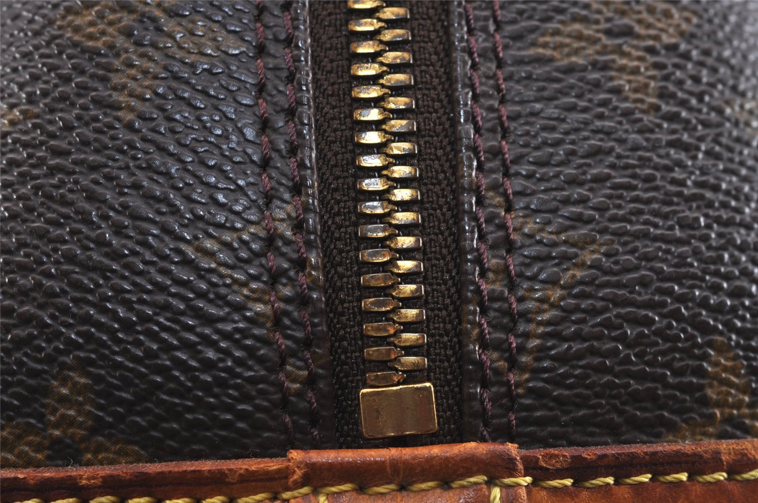 Authentic Louis Vuitton Monogram Alma Hand Bag Purse M51130 LV 6208J