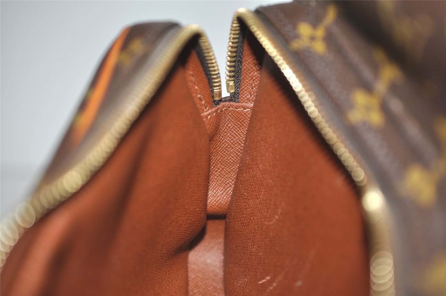 Authentic Louis Vuitton Monogram Nile Shoulder Cross Body Bag M45244 LV 6210I