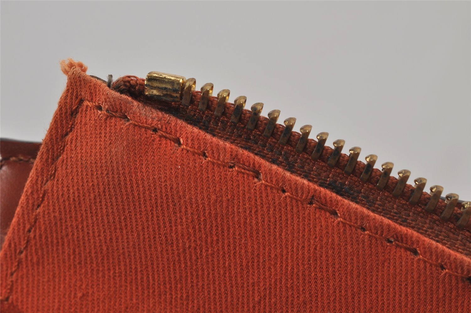 Authentic Louis Vuitton Epi Riviera Hand Bag Brown M48183 LV 6211J