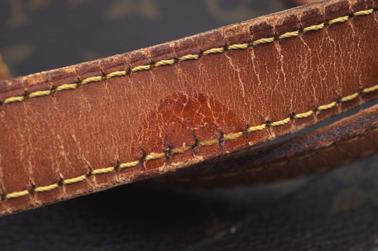 Authentic Louis Vuitton Monogram Randonnee GM Shoulder Bag M42244 LV 6214J