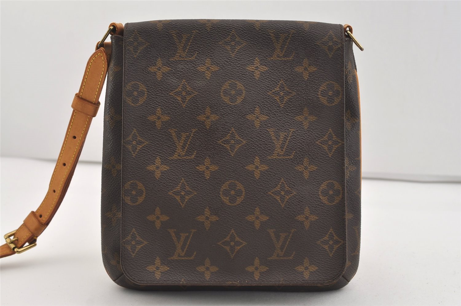 Authentic Louis Vuitton Monogram Musette Salsa Shoulder Bag Purse LV Junk 6215J