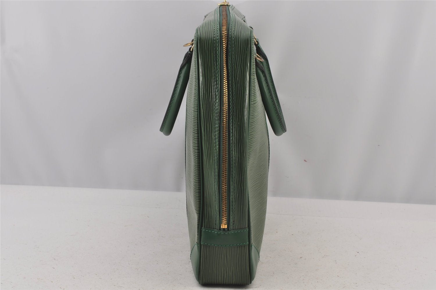 Authentic Louis Vuitton Epi Porte Documents Voyage Briefcase M54474 Green  6216J