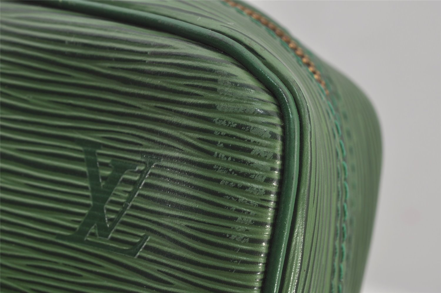 Authentic Louis Vuitton Epi Porte Documents Voyage Briefcase M54474 Green  6216J