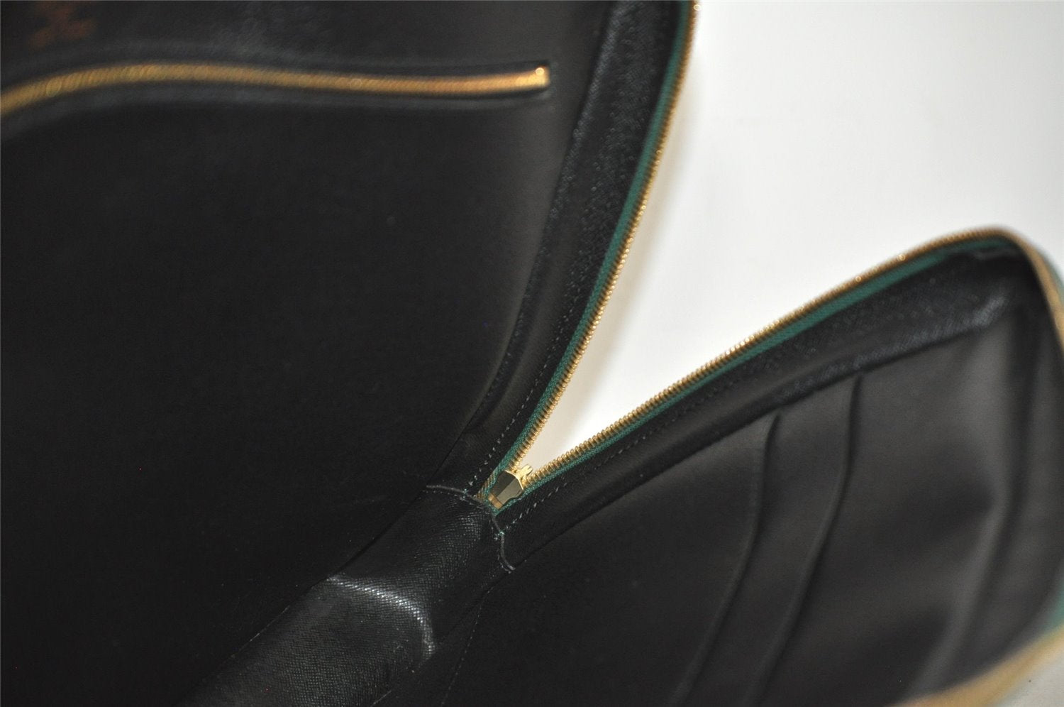 Authentic Louis Vuitton Epi Porte Documents Voyage Briefcase M54474 Green  6216J